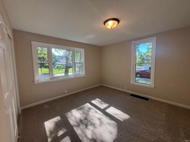 1203 S Van Buren Street, Auburn, IN 46706