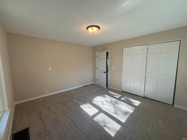 1203 S Van Buren Street, Auburn, IN 46706