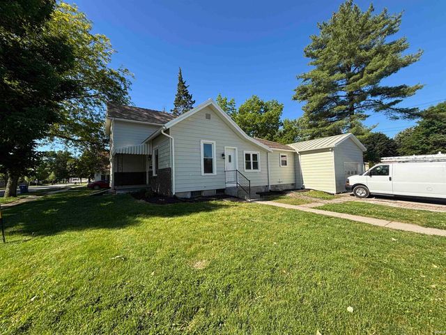 1203 S Van Buren Street, Auburn, IN 46706