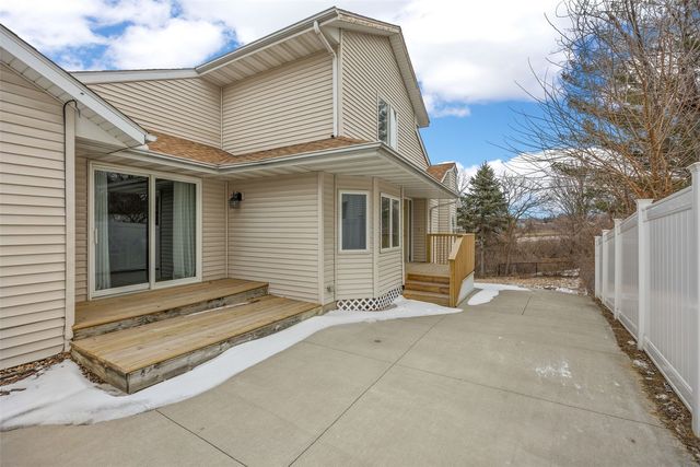 1413 Kenai Court, Coralville, IA 52241