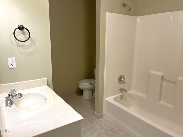 1911 Falls Landing Drive 106, Raleigh, NC 27614