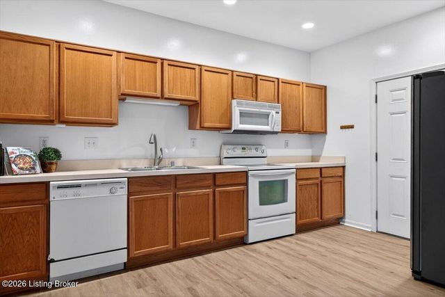 209 S Dorsey Ln, Louisville, KY 40223