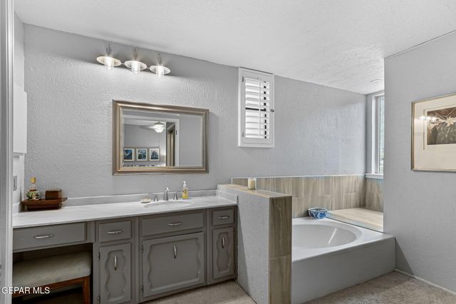 5745 MIRA GRANDE Drive, El Paso, TX 79912