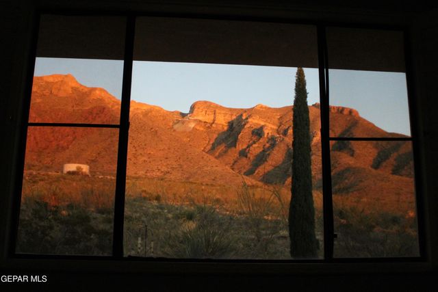 5745 MIRA GRANDE Drive, El Paso, TX 79912