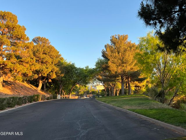 5745 MIRA GRANDE Drive, El Paso, TX 79912