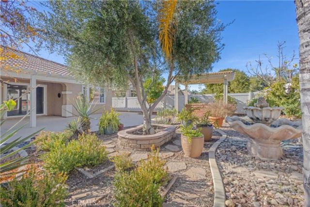 1648 Via Simpatico, Hemet, CA 92545