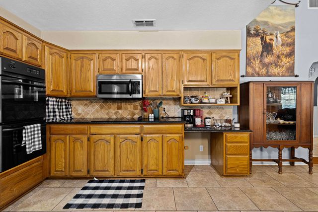 137 FM 2911, Big Sandy, TX 75755