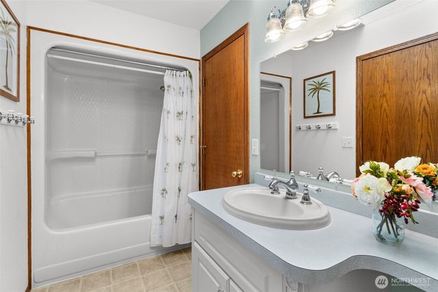 4606 Herman Road SE, Olympia, WA 98501
