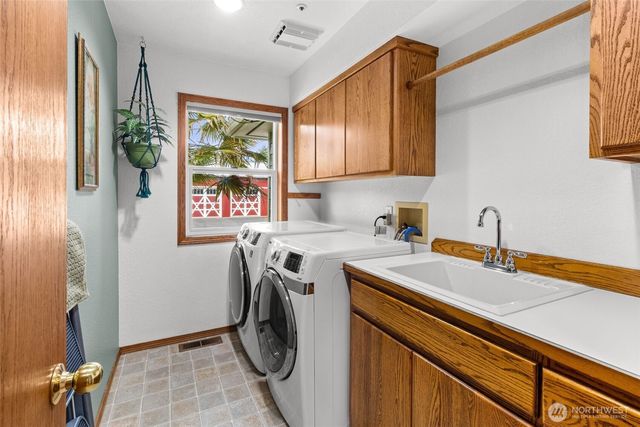 4606 Herman Road SE, Olympia, WA 98501