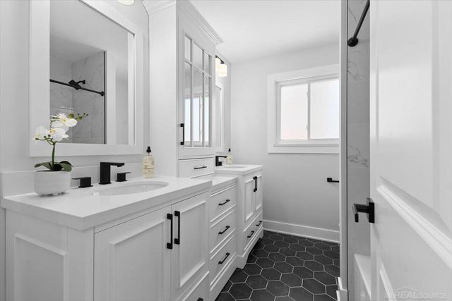 35251 Moravian Drive, Sterling Heights, MI 48312