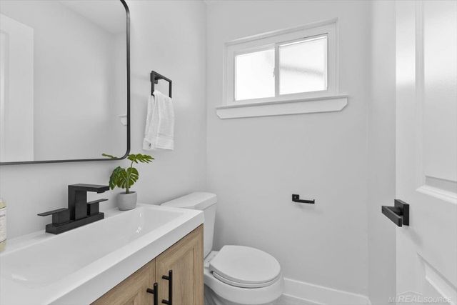 35251 Moravian Drive, Sterling Heights, MI 48312