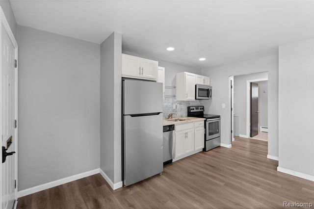 2419 Normandy Road, Royal Oak, MI 48073