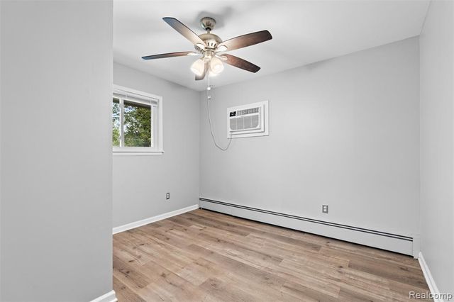 2419 Normandy Road, Royal Oak, MI 48073