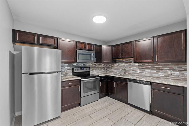 2419 Normandy Road, Royal Oak, MI 48073