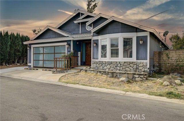 13691 Gavina Avenue 480, Sylmar (los Angeles), CA 91342