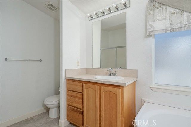 209 Road Runner, Fountain Valley, CA 92708