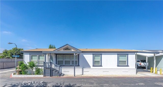 209 Road Runner, Fountain Valley, CA 92708