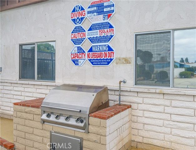 209 Road Runner, Fountain Valley, CA 92708