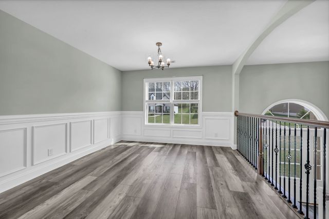 524 Cresthaven Ln, Clarksville, TN 37043