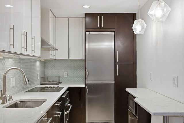 4 Charlesgate E 107, Boston, MA 02215