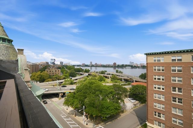 4 Charlesgate E 107, Boston, MA 02215