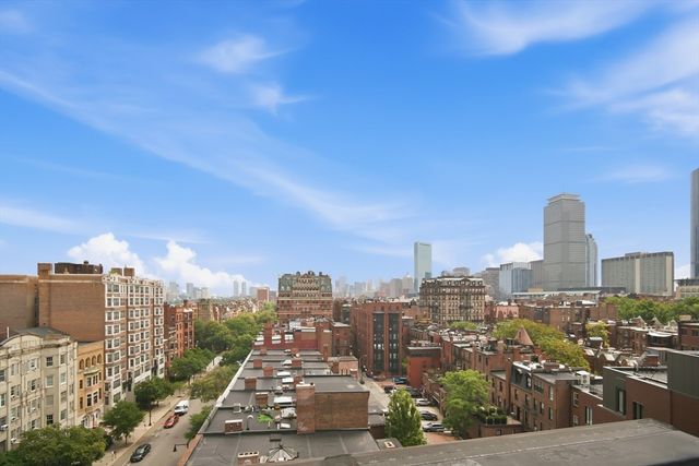 4 Charlesgate E 107, Boston, MA 02215