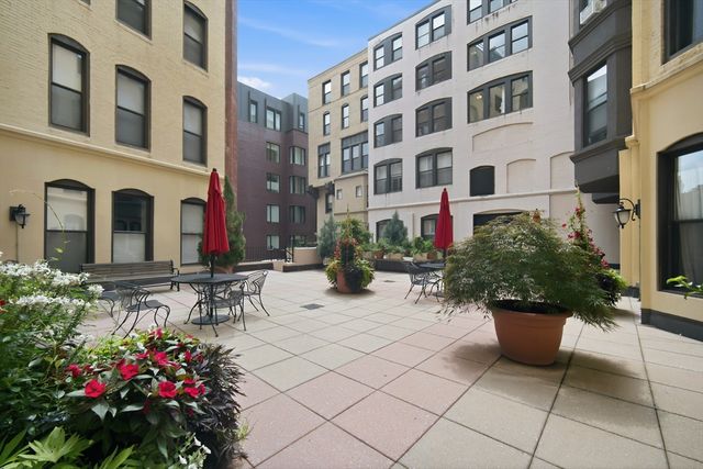 4 Charlesgate E 107, Boston, MA 02215