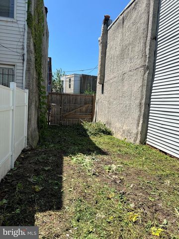 2221 S REESE ST, Philadelphia, PA 19148