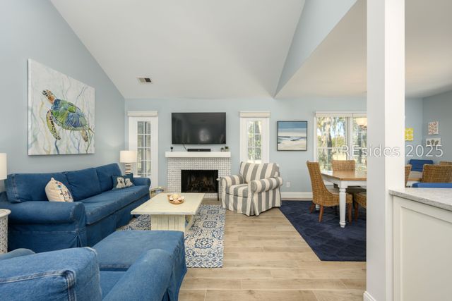 70 Shipyard Dr Apt 125, Hilton Head Island, SC 29928