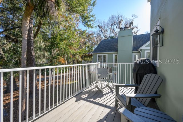 70 Shipyard Dr Apt 125, Hilton Head Island, SC 29928