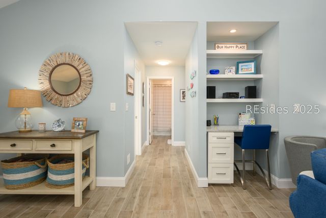 70 Shipyard Dr Apt 125, Hilton Head Island, SC 29928
