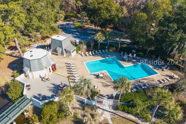 70 Shipyard Dr Apt 125, Hilton Head Island, SC 29928