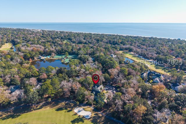 70 Shipyard Dr Apt 125, Hilton Head Island, SC 29928
