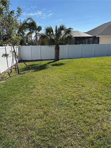 250 NORTHVIEW STREET, Port Charlotte, FL 33954