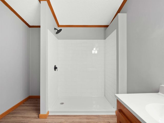 271 EMS T13 Lane, Leesburg, IN 46538