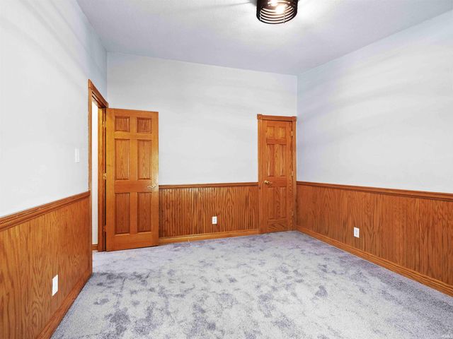 271 EMS T13 Lane, Leesburg, IN 46538