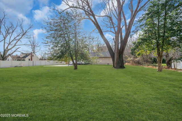 142 Freehold Road, Manalapan, NJ 07726