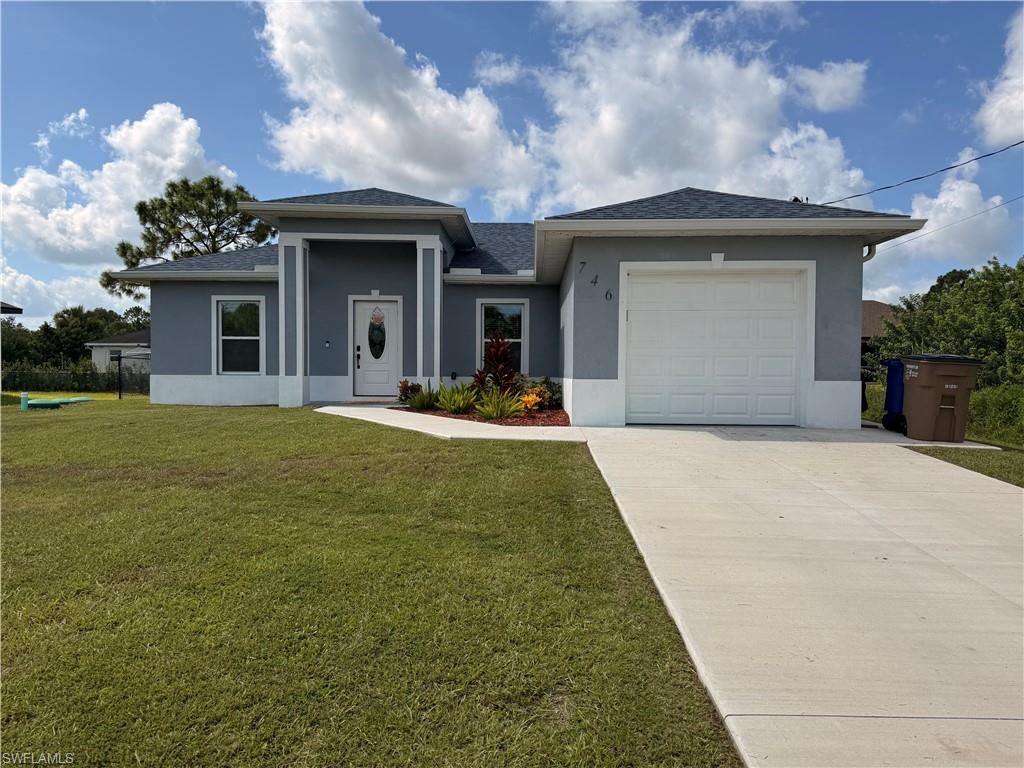746 Chestnut ST E, LEHIGH ACRES, FL 33974 — photo 3