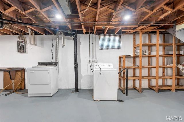 232 Rayburn Avenue, Sunset Hills, MO 63127