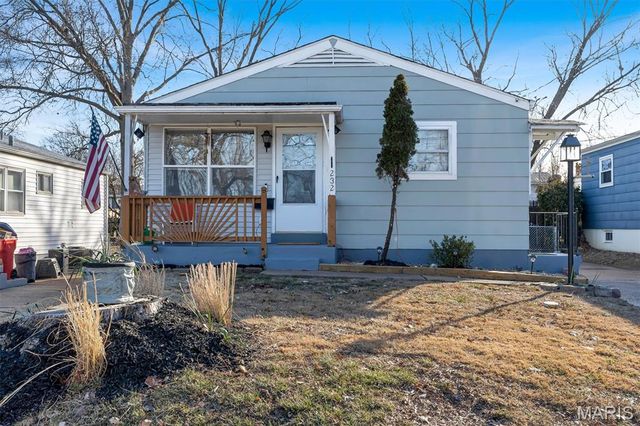 232 Rayburn Avenue, Sunset Hills, MO 63127