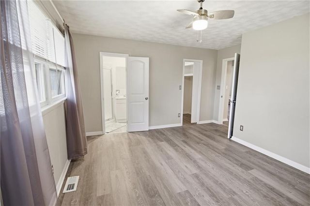 4712 Main Street, Parsons, KS 67357