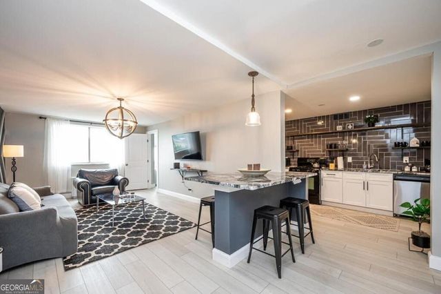 215 Piedmont, Atlanta, GA 30308