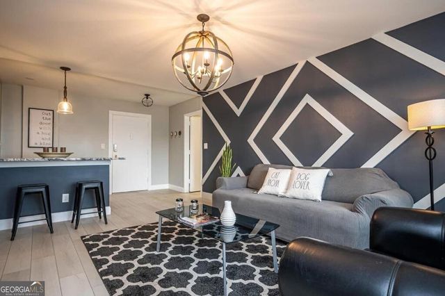 215 Piedmont, Atlanta, GA 30308