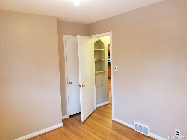 1416 Edgewood Road, Birmingham, MI 48009