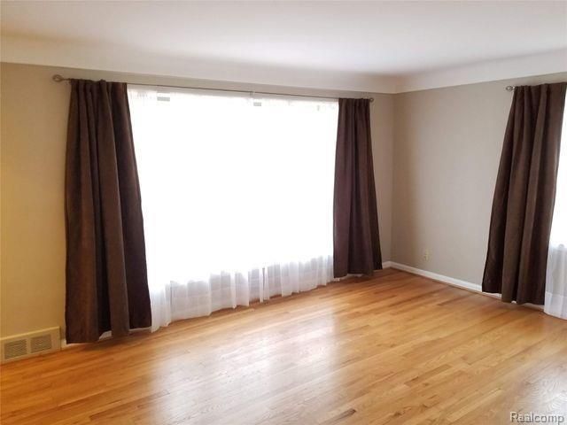 1416 Edgewood Road, Birmingham, MI 48009