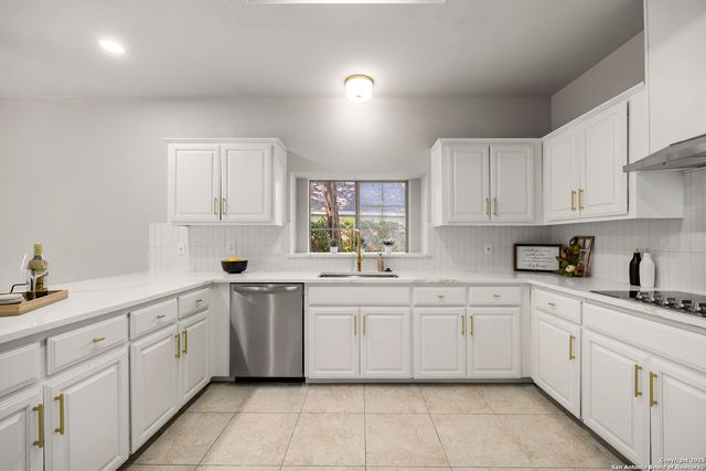 15743 Dawn Crest, San Antonio, TX 78248