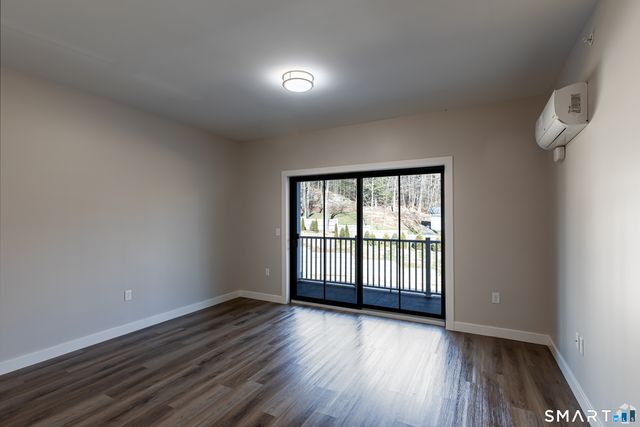 401 Albany Turnpike 311, Canton, CT 06019