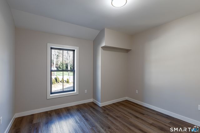 401 Albany Turnpike 311, Canton, CT 06019