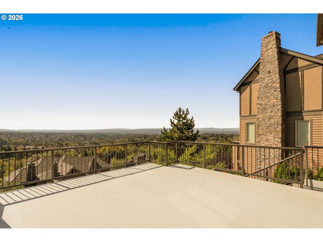 9930 Nw UPTON Ct, Portland, OR 97229