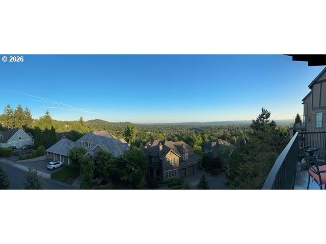 9930 Nw UPTON Ct, Portland, OR 97229